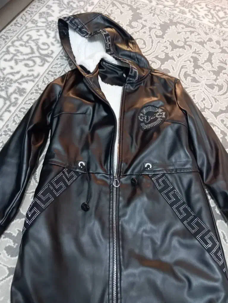 کابشن|لباس|قنوات, |دیوار