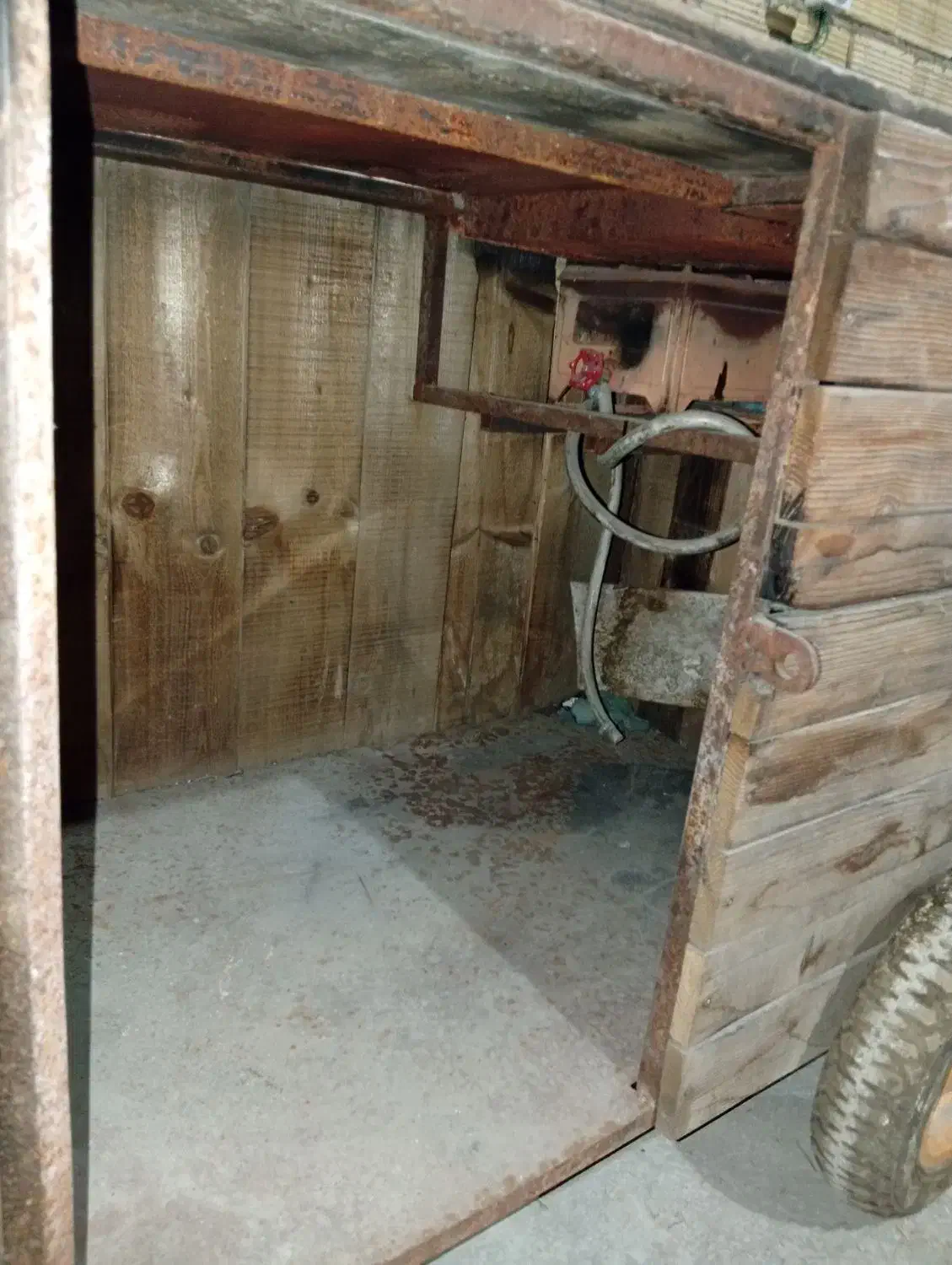 منقل چرخ دار فروش فوری|اجاق گاز و لوازم برقی پختوپز|ارومیه, |دیوار