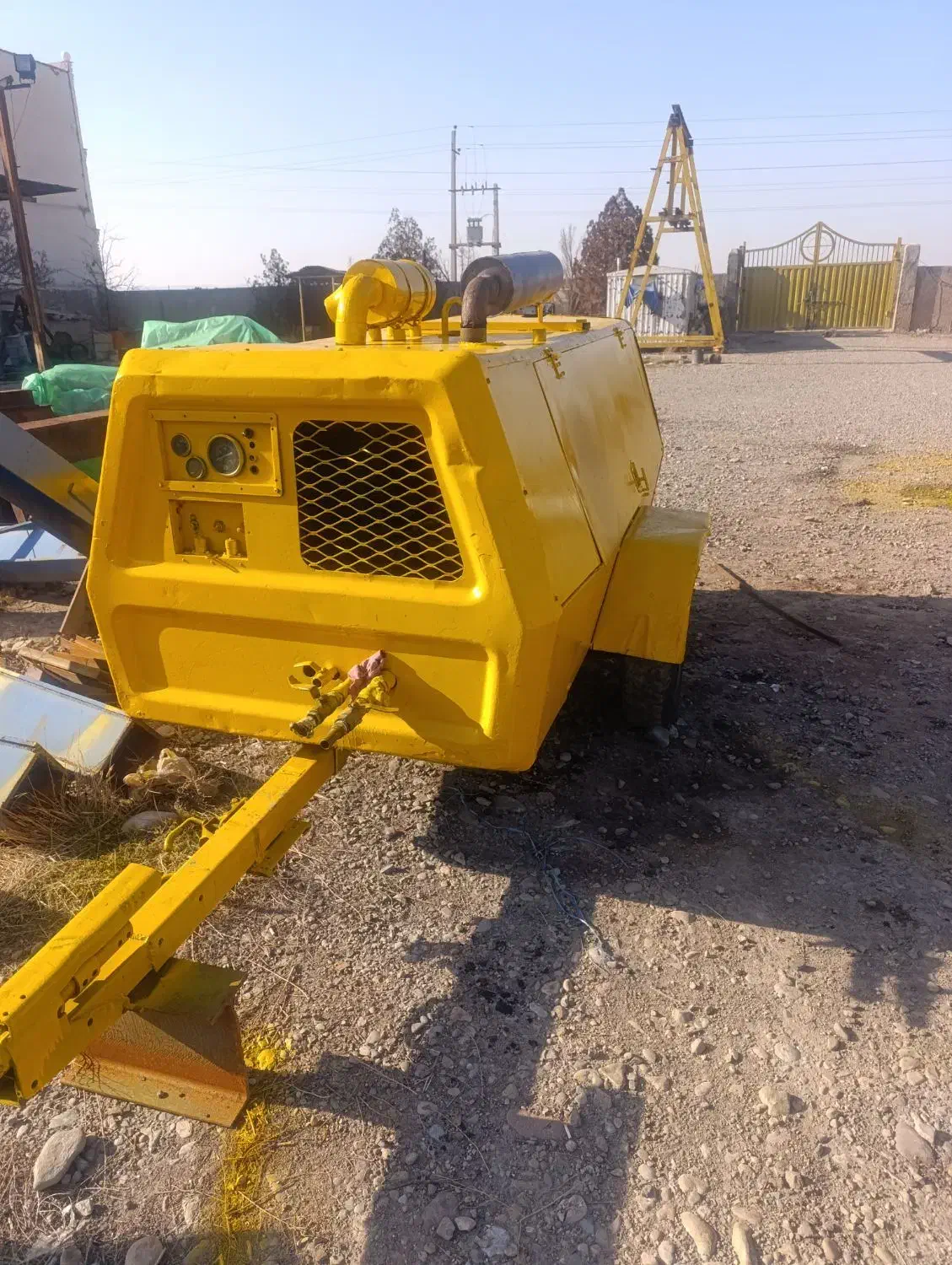 رنگ آمیزی و سند بلاست|خدمات پیشه و مهارت|ری, صفاییه (چشمه علی)|دیوار