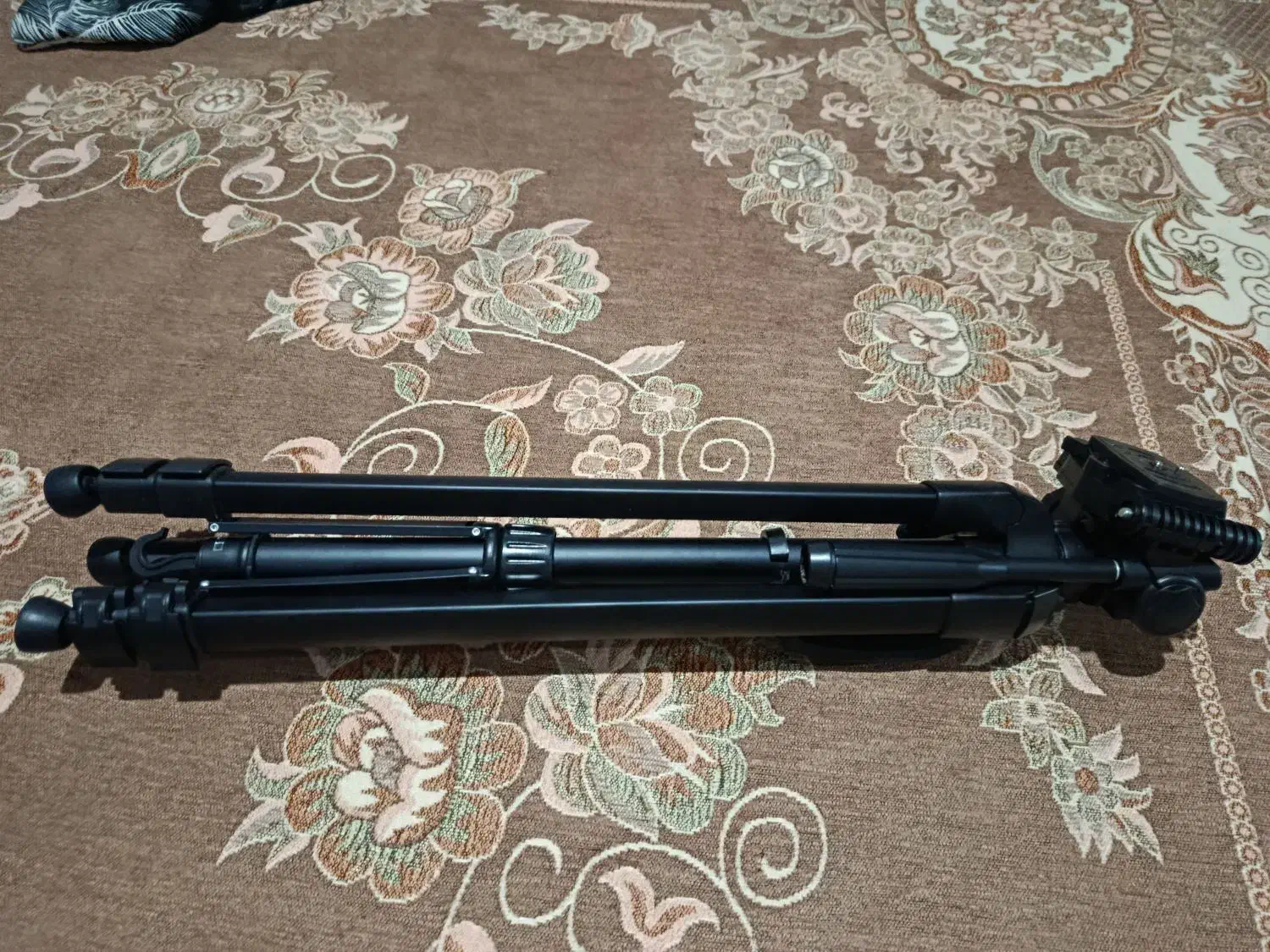 سه پایه‌ی دوربین|دوربین عکاسی و فیلم‌برداری|سقز, |دیوار