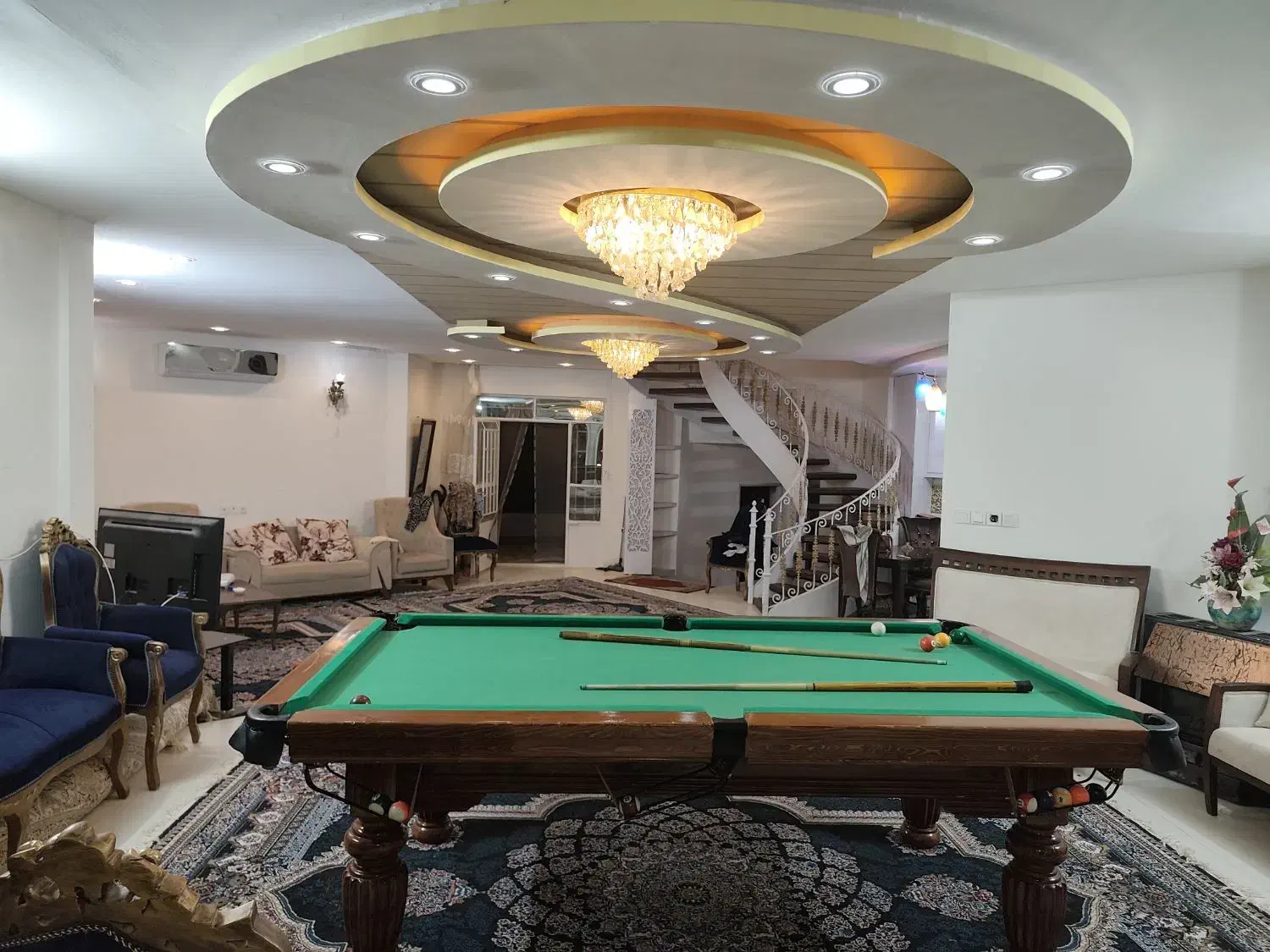 اجاره باغ ویلا زیبا و مجلل تریبلکس|اجارهٔ کوتاهمدت ویلا و باغ|مشهد, کلاکوب|دیوار