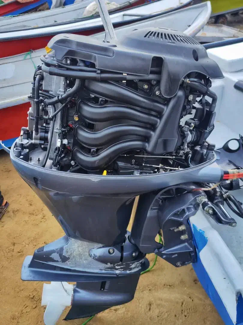 موتور قایق 100چهارزمانه|قایق و سایر وسایل نقلیه|چابهار, |دیوار