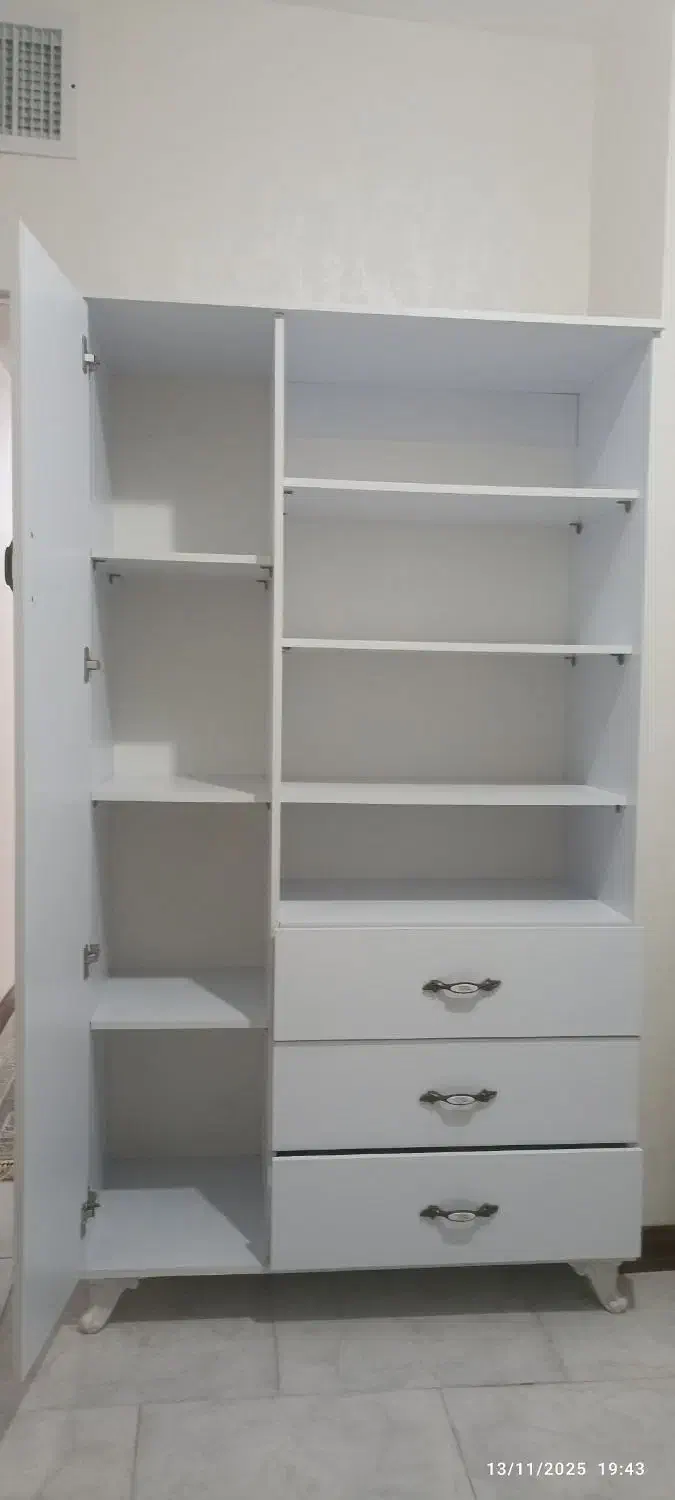 فروش کتابخانه|کتابخانه، شلف، قفسه‌های دیواری|محمدشهر, شهرک پیام (مهرالبرز)|دیوار