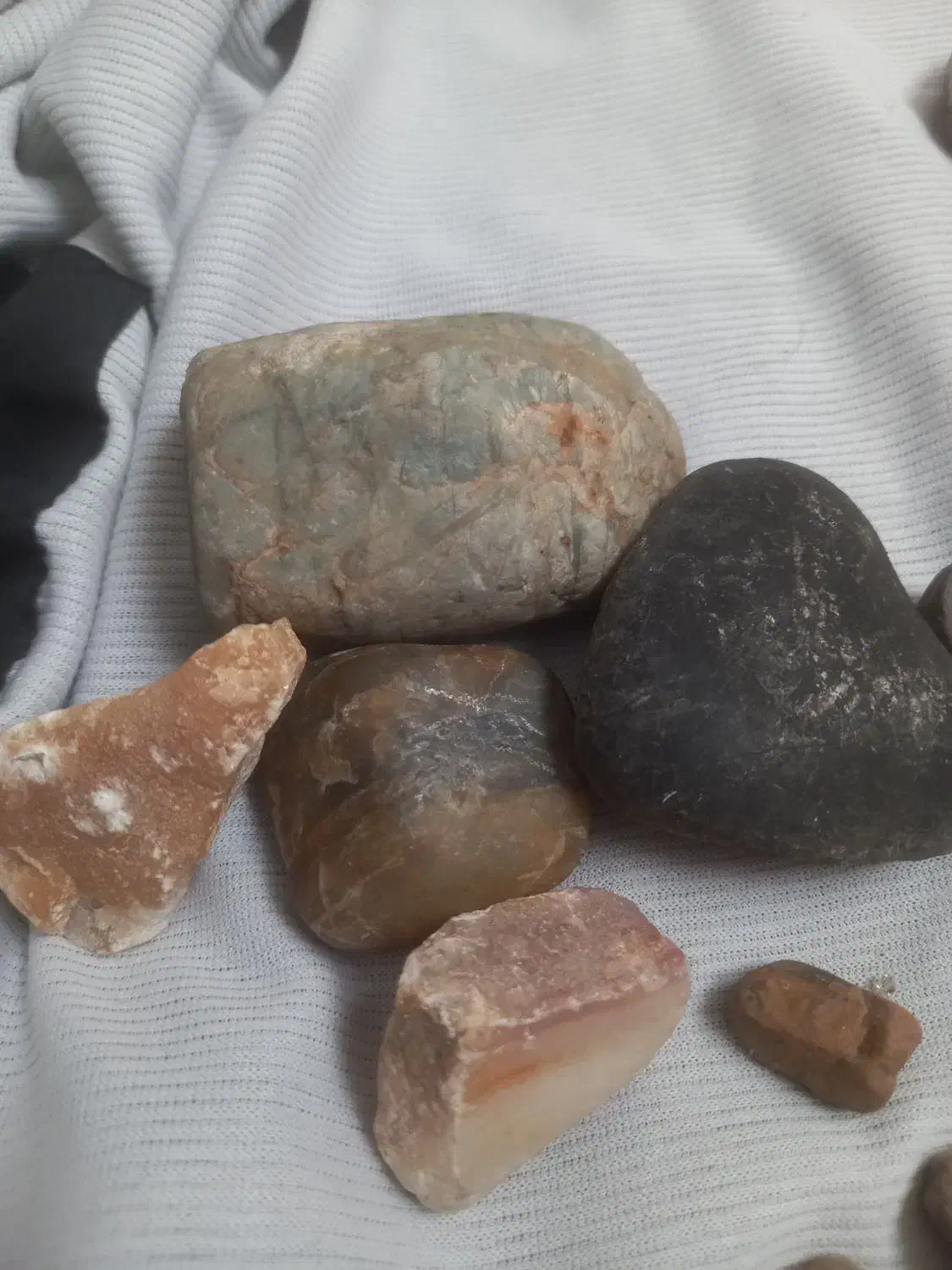 سنگ|کلکسیون اشیاء عتیقه|بروجرد, |دیوار