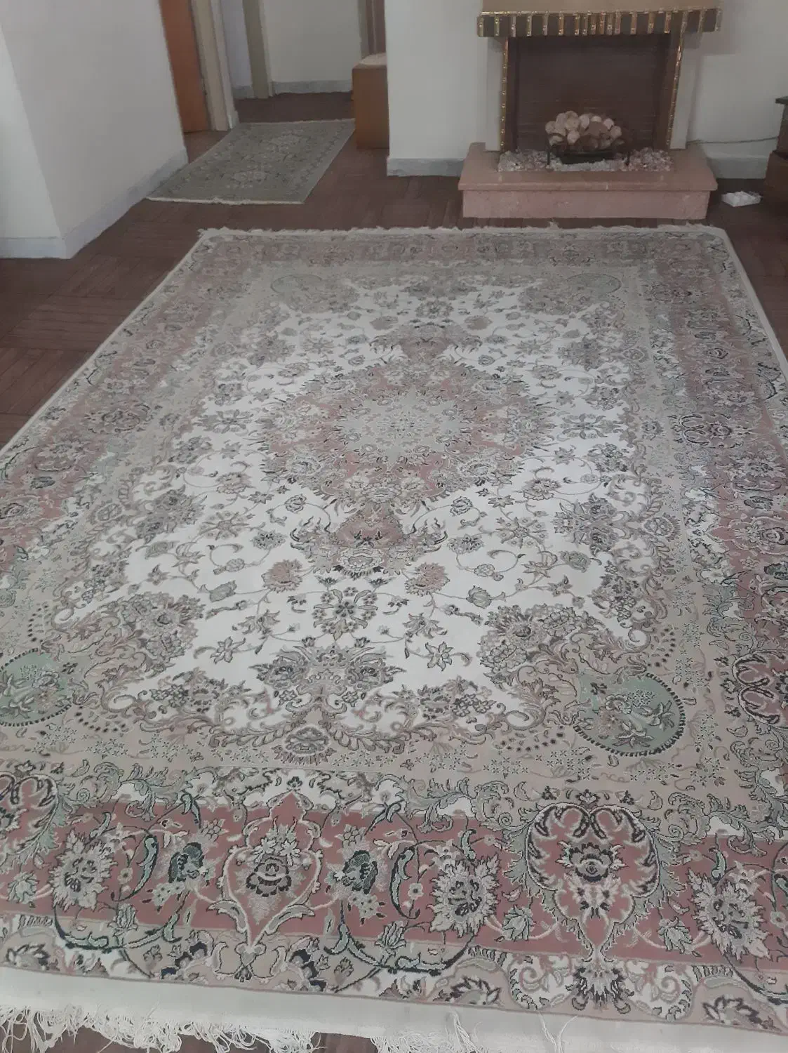 فرش ۹ متری مشهد|فرش|رشت, آزادگان|دیوار