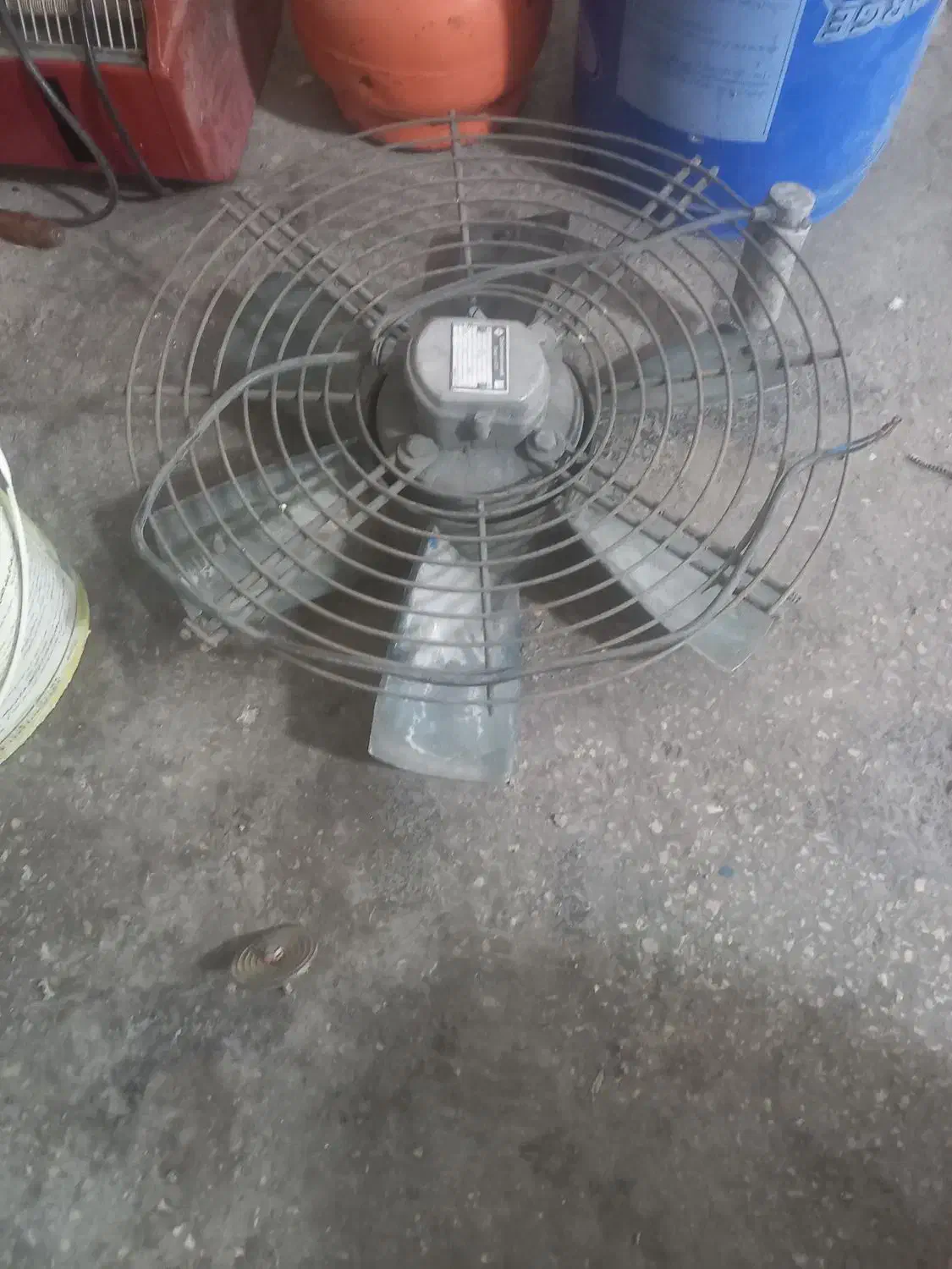 هواکش قوی|پنکه و تصفیهکنندهٔ هوا|شیراز, دست خضر|دیوار