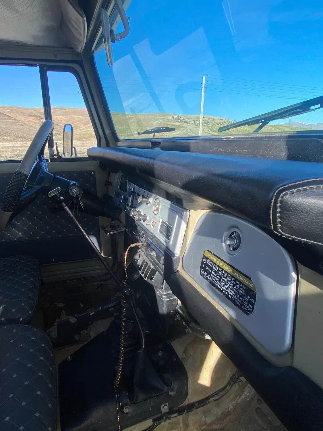 تویوتا کالسکه ۱۹۸۳ استثناییFJ40(سندو مدارک فابریک)|خودرو سواری و وانت|ارومیه, |دیوار