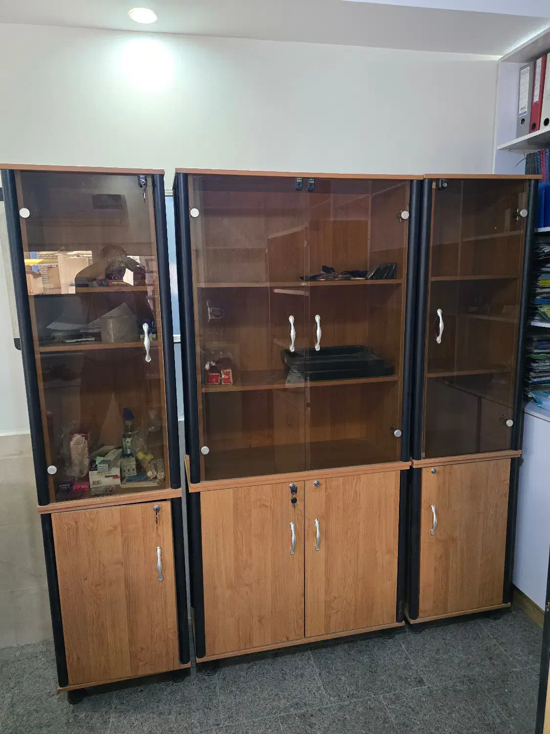 کتابخانه|کتابخانه، شلف، قفسههای دیواری|فشاپویه, |دیوار