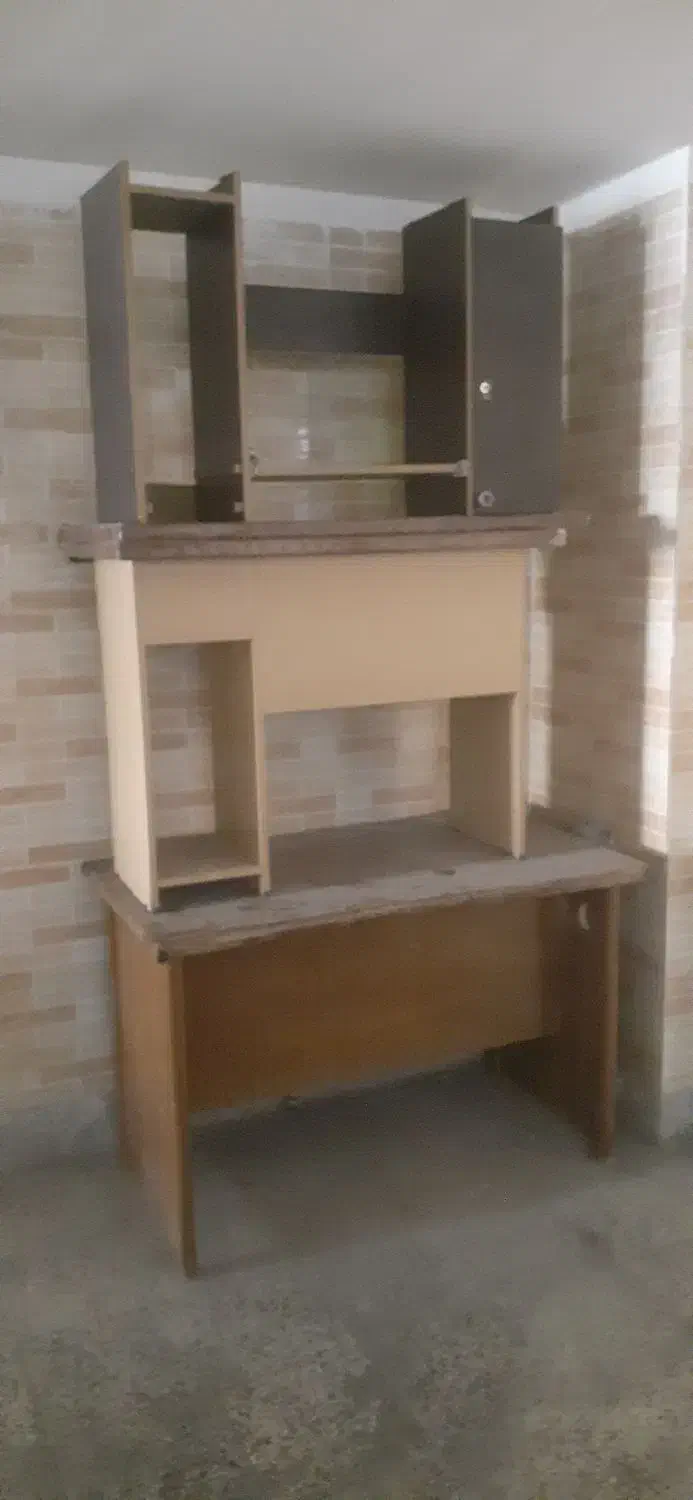 میز کامپیوتر|میز تحریر و کامپیوتر|فولادشهر, C3|دیوار