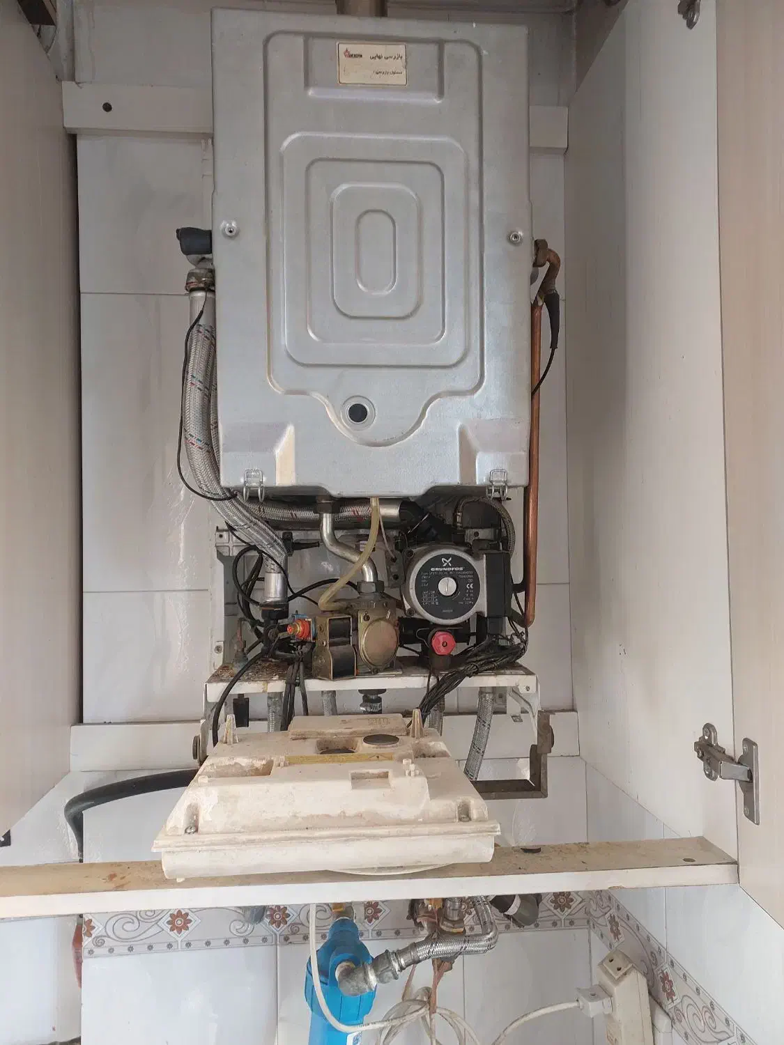 تعمیرسرویس آبگرمکن پکیج دیواری با ضمانت شش ماهه|خدمات پیشه و مهارت|تهران, ابوذر|دیوار