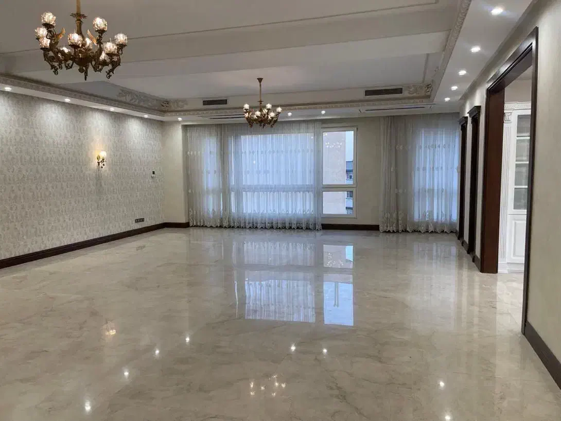 200 متر ویلایی 3 خواب فول بازسازی شهرک غرب