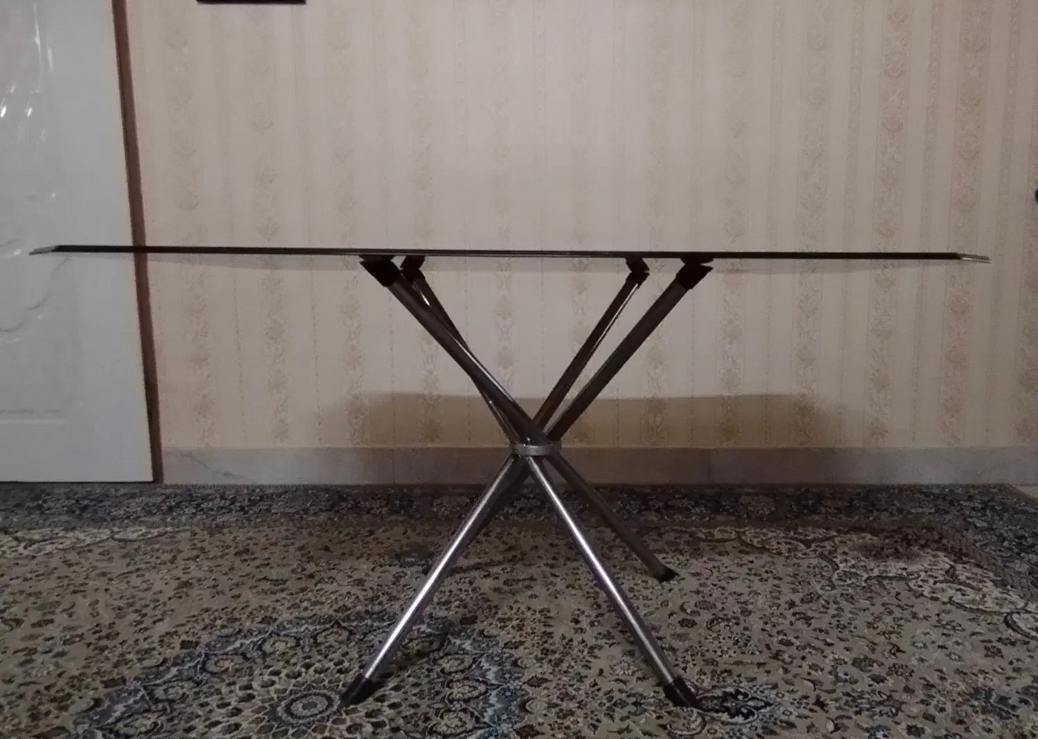 میز ناهارخوری|میز و صندلی غذاخوری|اصفهان, جلالیه|دیوار