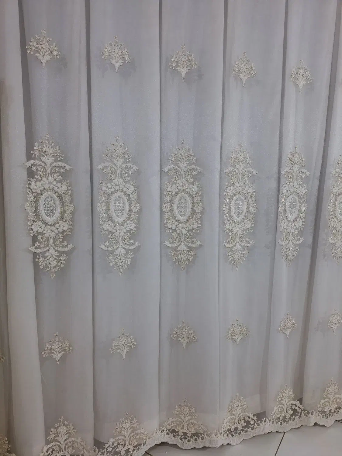 پرده شیک و مجلسی سالم|پرده، رانر، رومیزی|سبزوار, قلعهنو دهزار|دیوار