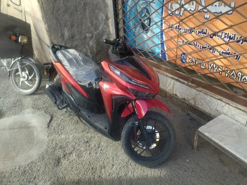 موتور کلیک|موتورسیکلت|تربتحیدریه, مسجد جامع|دیوار