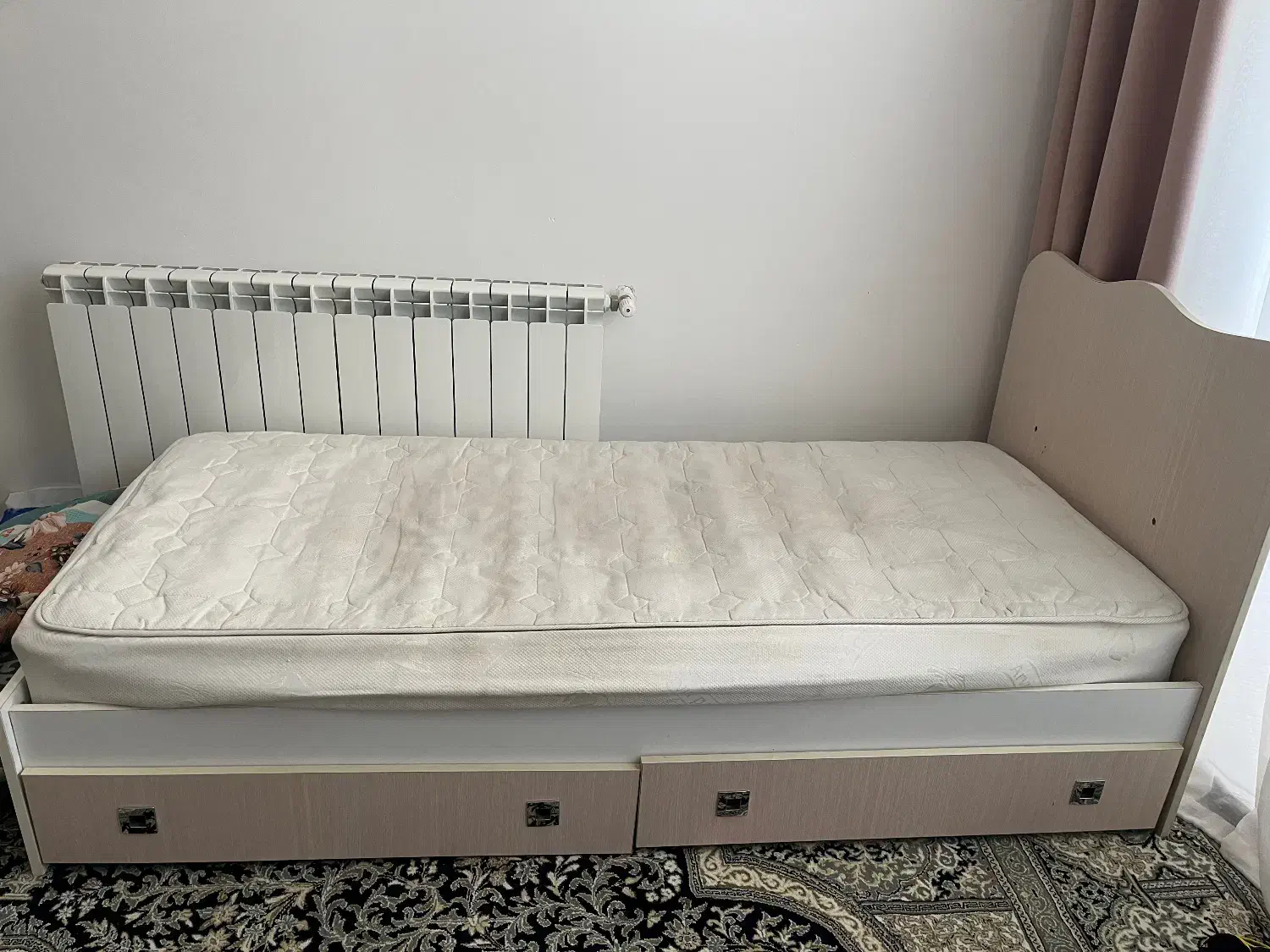 تخت تکنفره نوجوان|تخت و سرویس خواب|یزد, |دیوار