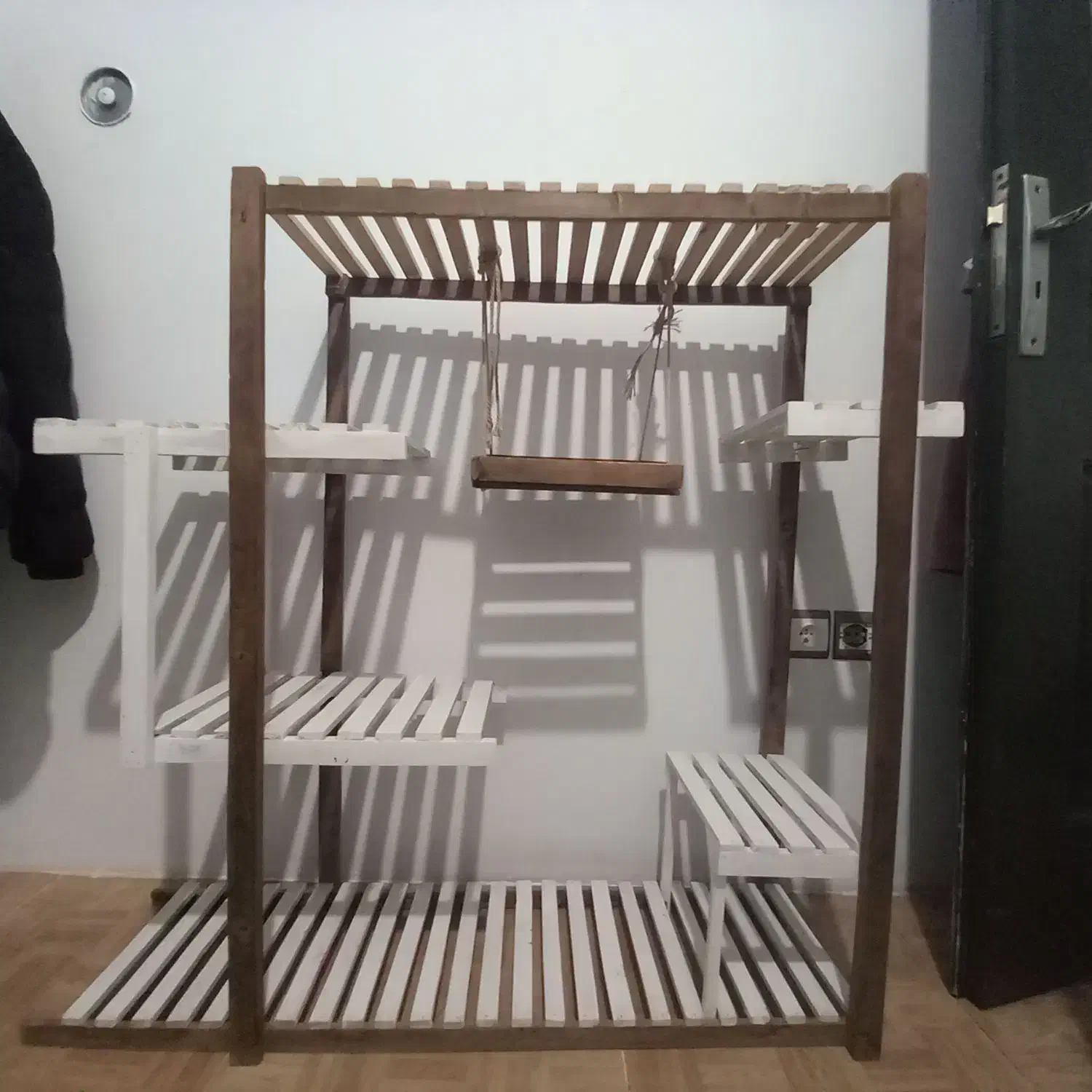 پایه گلدان|گل و گیاه طبیعی|بجنورد, |دیوار