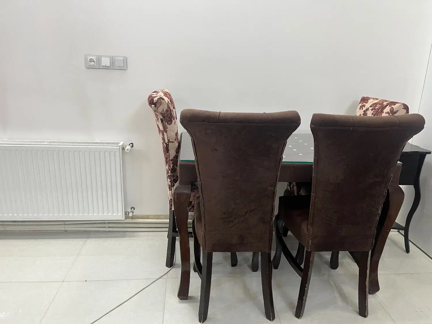 میزغذاخوری ۴نفره|میز و صندلی غذاخوری|یزد, |دیوار