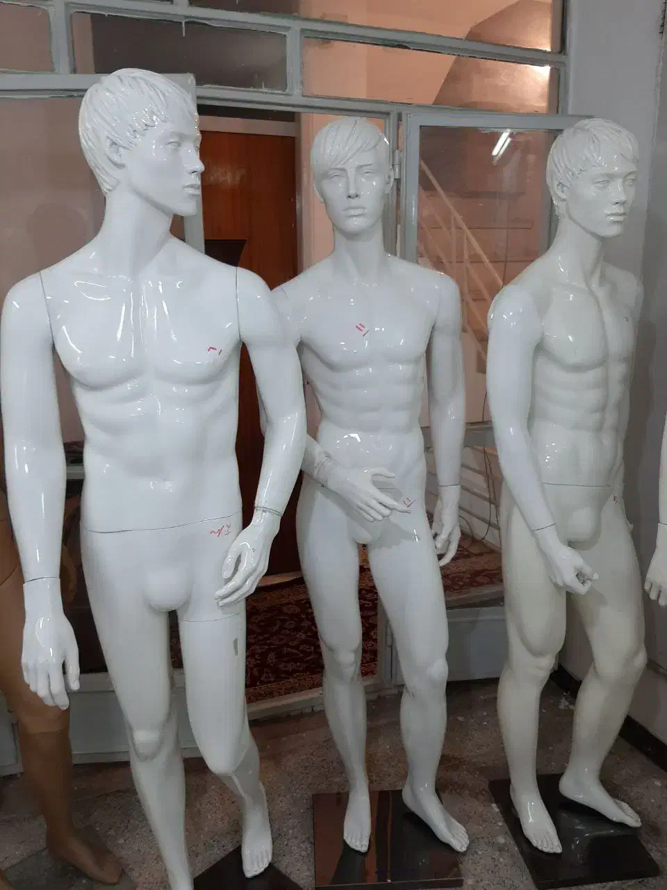 مانکن مردانه|فروشگاه و مغازه|یزد, |دیوار