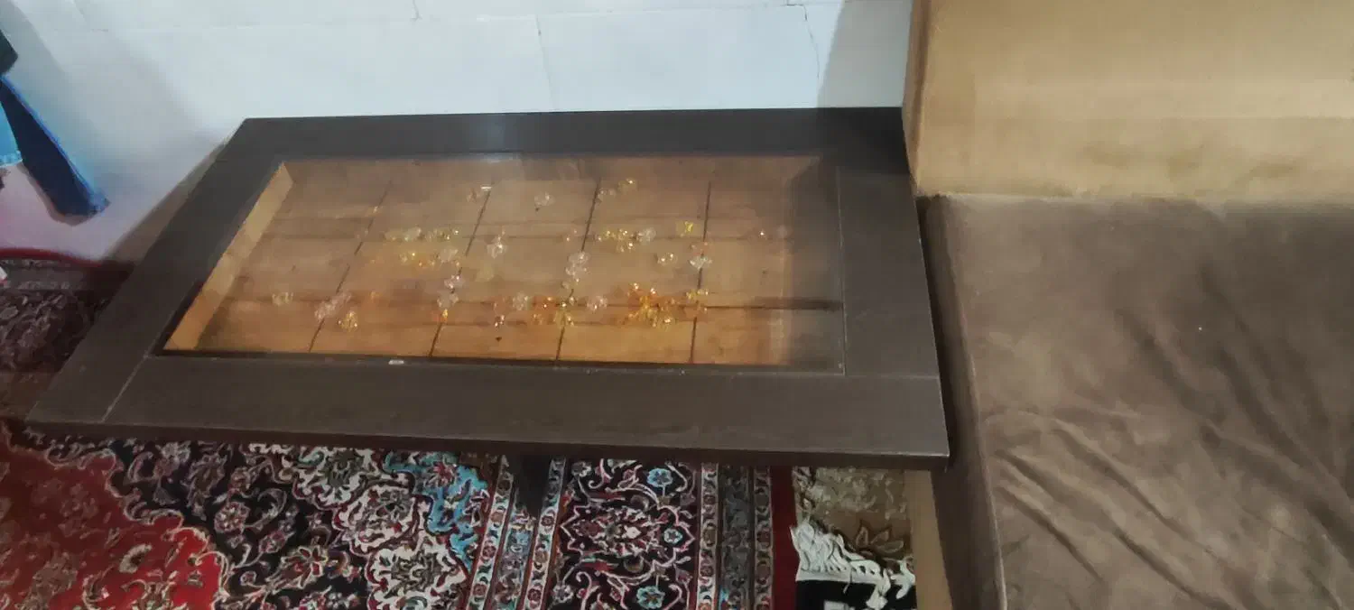 میز وجلو مبلی|مبلمان خانگی و میز عسلی|شیراز, قلعه نو|دیوار