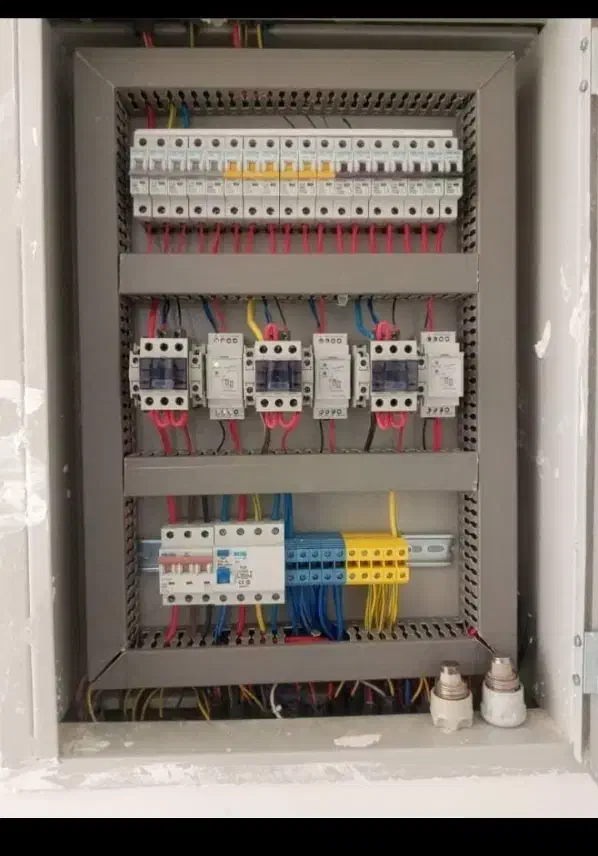 برقکار ساختمان (شبانه روزی)|خدمات پیشه و مهارت|بندر ماهشهر, |دیوار