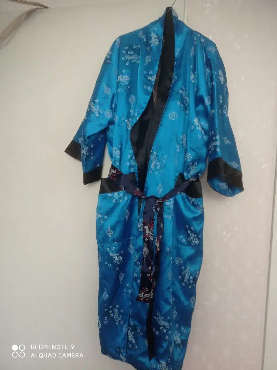 فروش تعداد کفش ولباس در حدنو|لباس|شیراز, شهرک سراج|دیوار