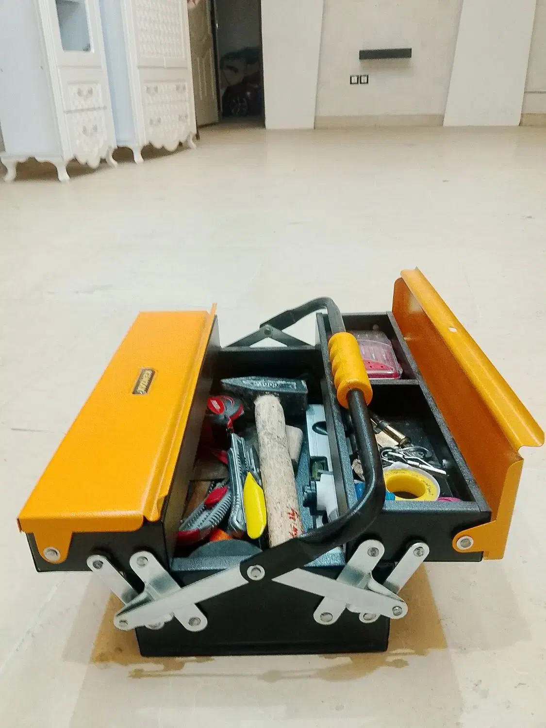 جعبه ابزار فلزی|ابزارآلات|ملایر, |دیوار