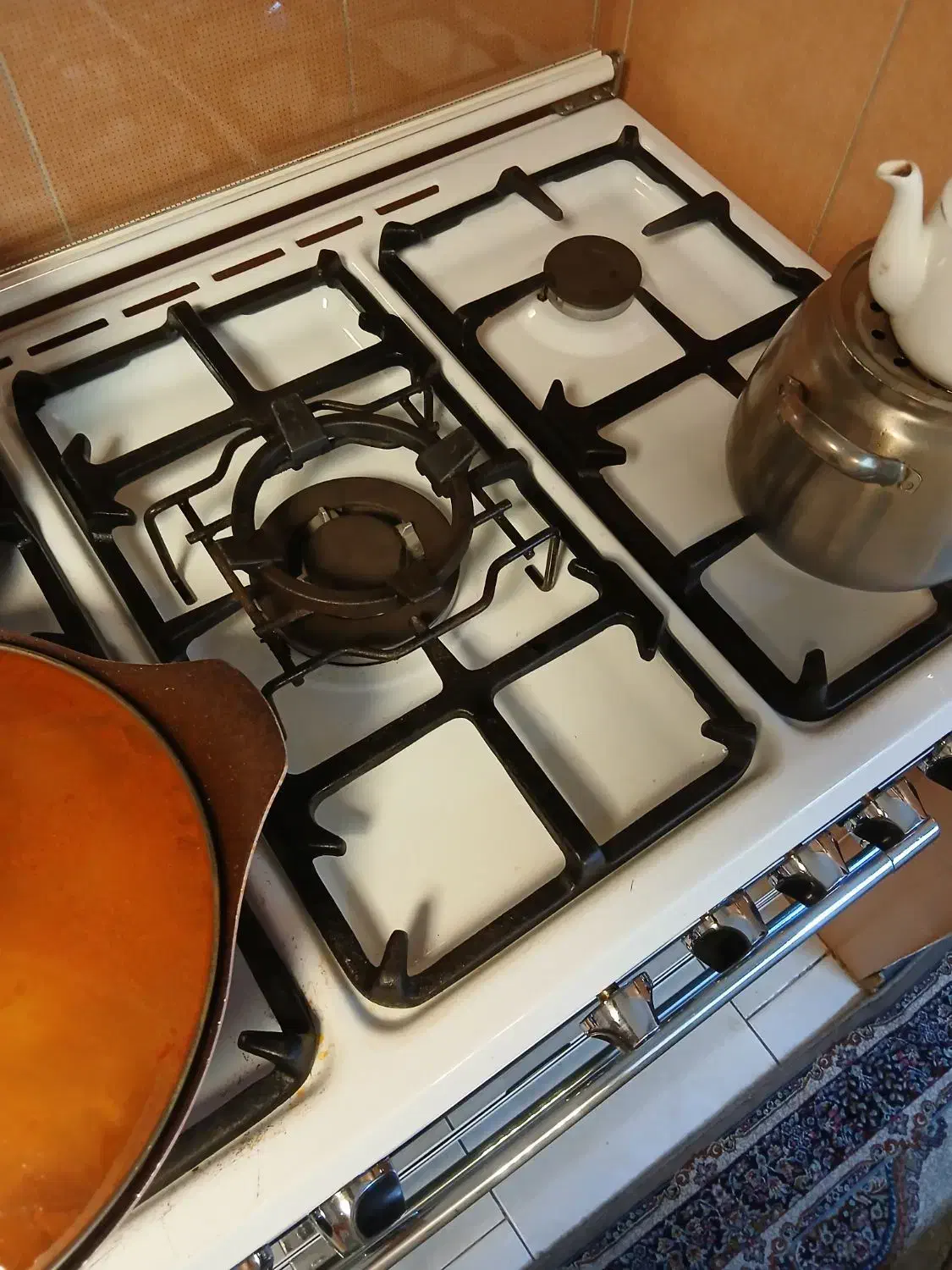 گاز لوفرا ۵ شعله نو نو|اجاق گاز و لوازم برقی پختوپز|پردیس, فاز ۳|دیوار