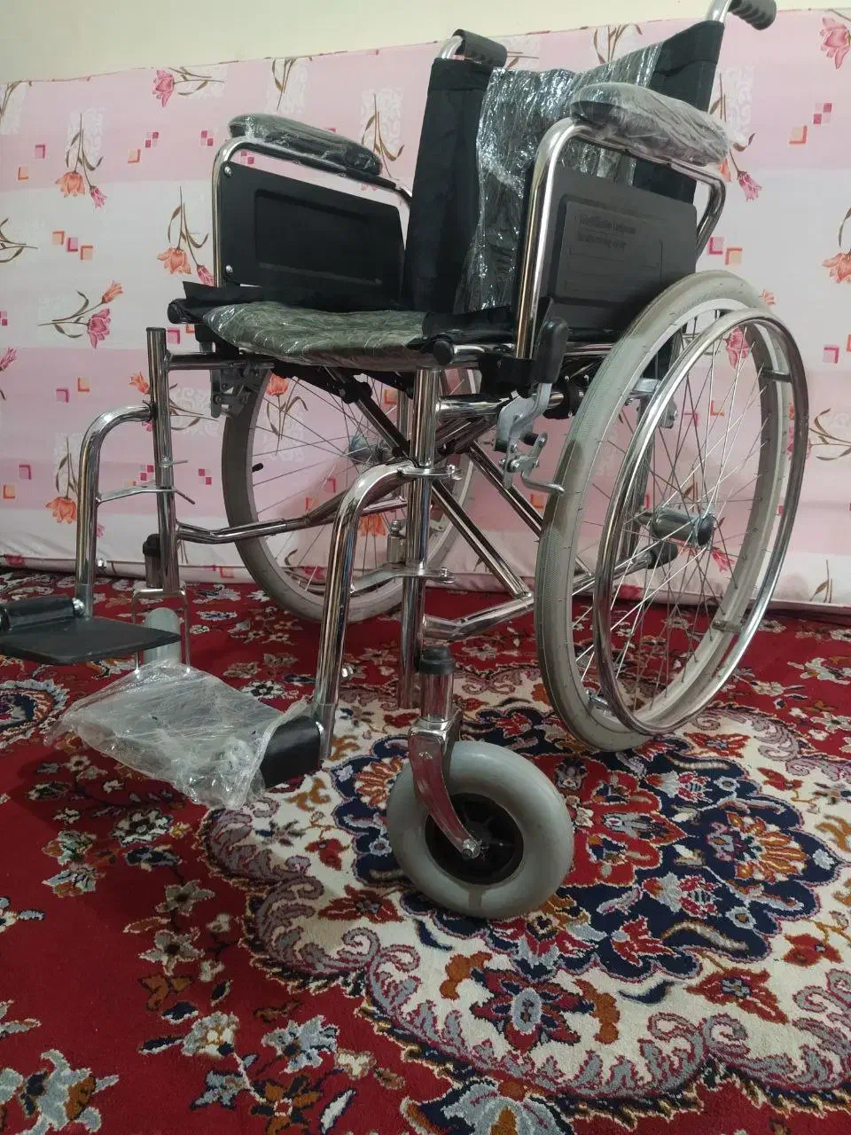 ویلچر|پزشکی|تربت‌حیدریه, آسایش|دیوار