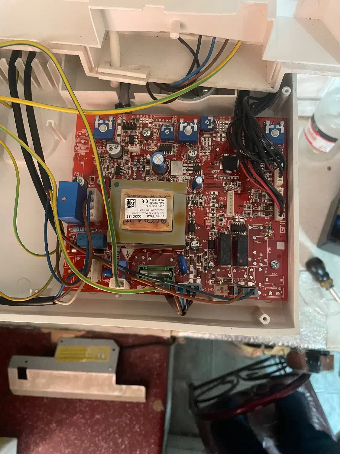 تعمیرات تخصصی پکیج آبگرمکن زنجان ۲۴ ساعته|آبگرمکن، پکیج، شوفاژ|زنجان, |دیوار