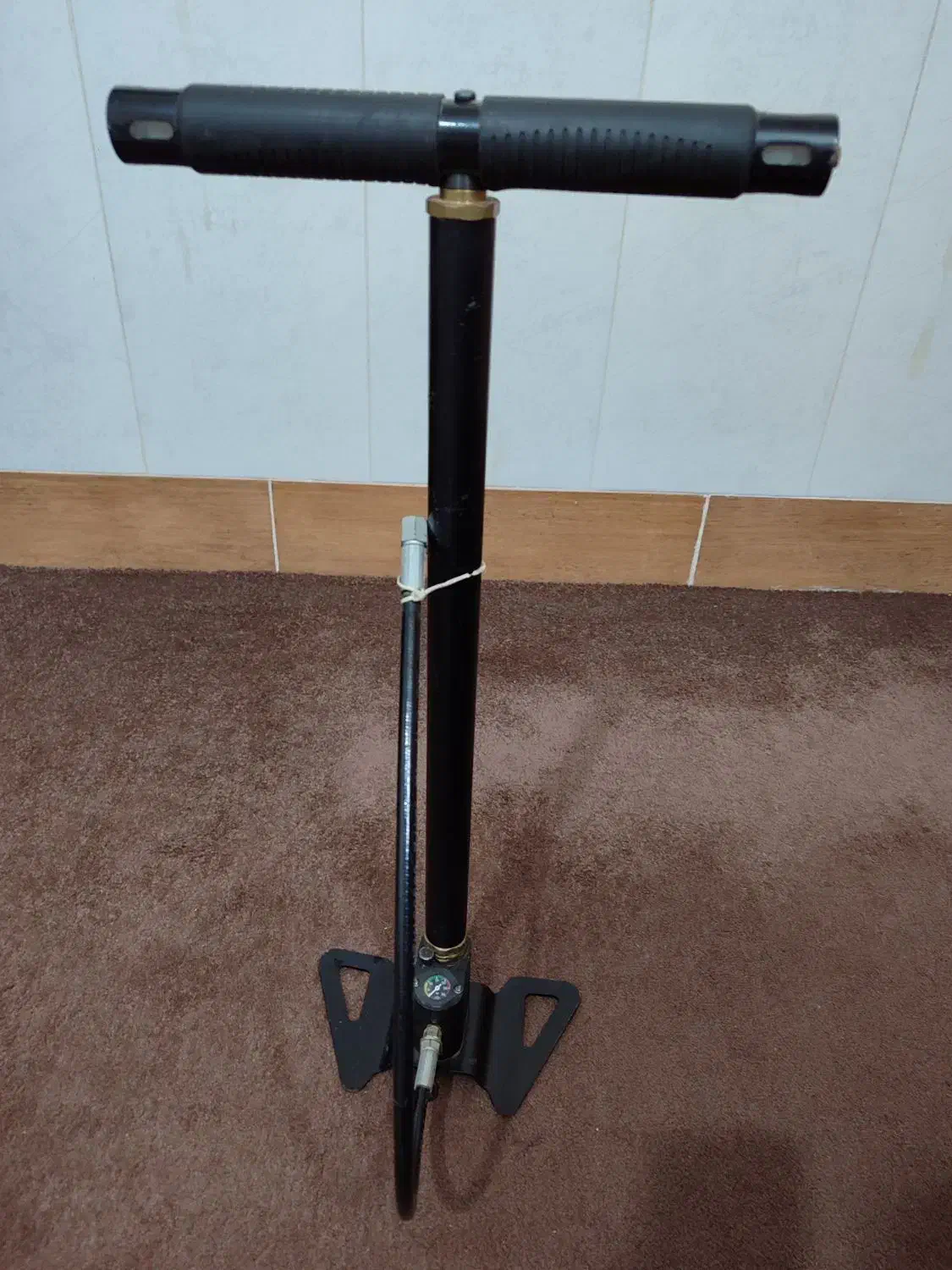 تلمبه تفنگ پی سی پی|کوهنوردی و کمپینگ|شاهین‌شهر, گرگاب|دیوار