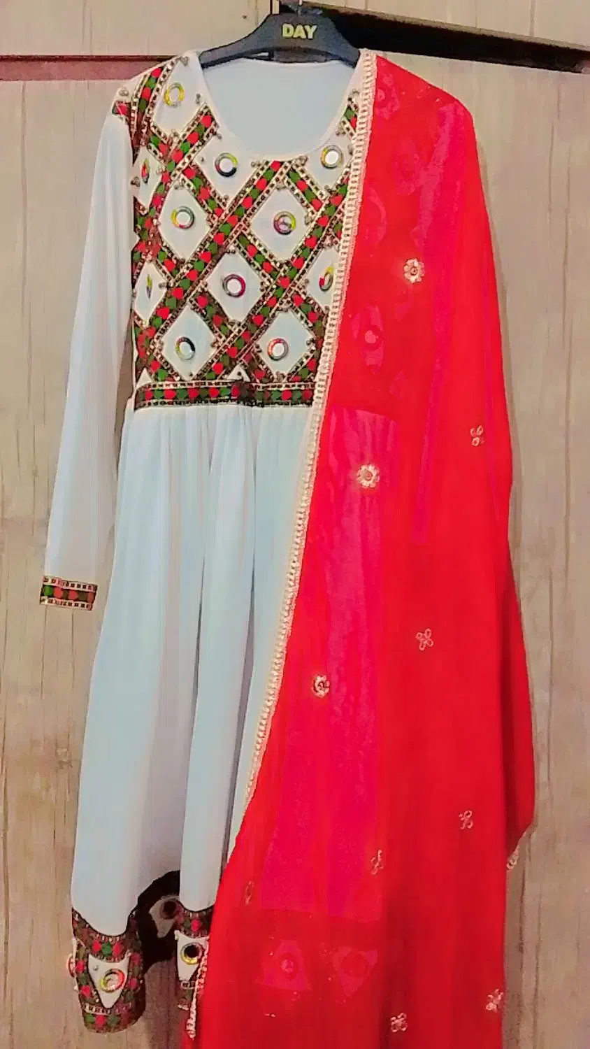 لباس مجلسی و سنتی|لباس|صباشهر, |دیوار