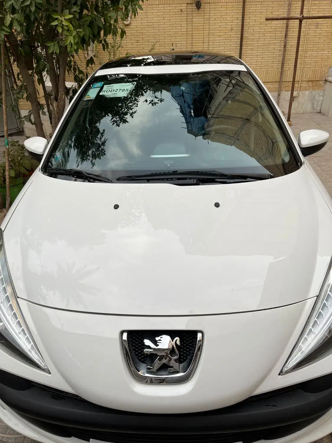 پژو ۲۰۷ پانوراما سقف شیشه‌ای دنده دستی کم‌کارکرد|خودرو سواری و وانت|یزد, |دیوار