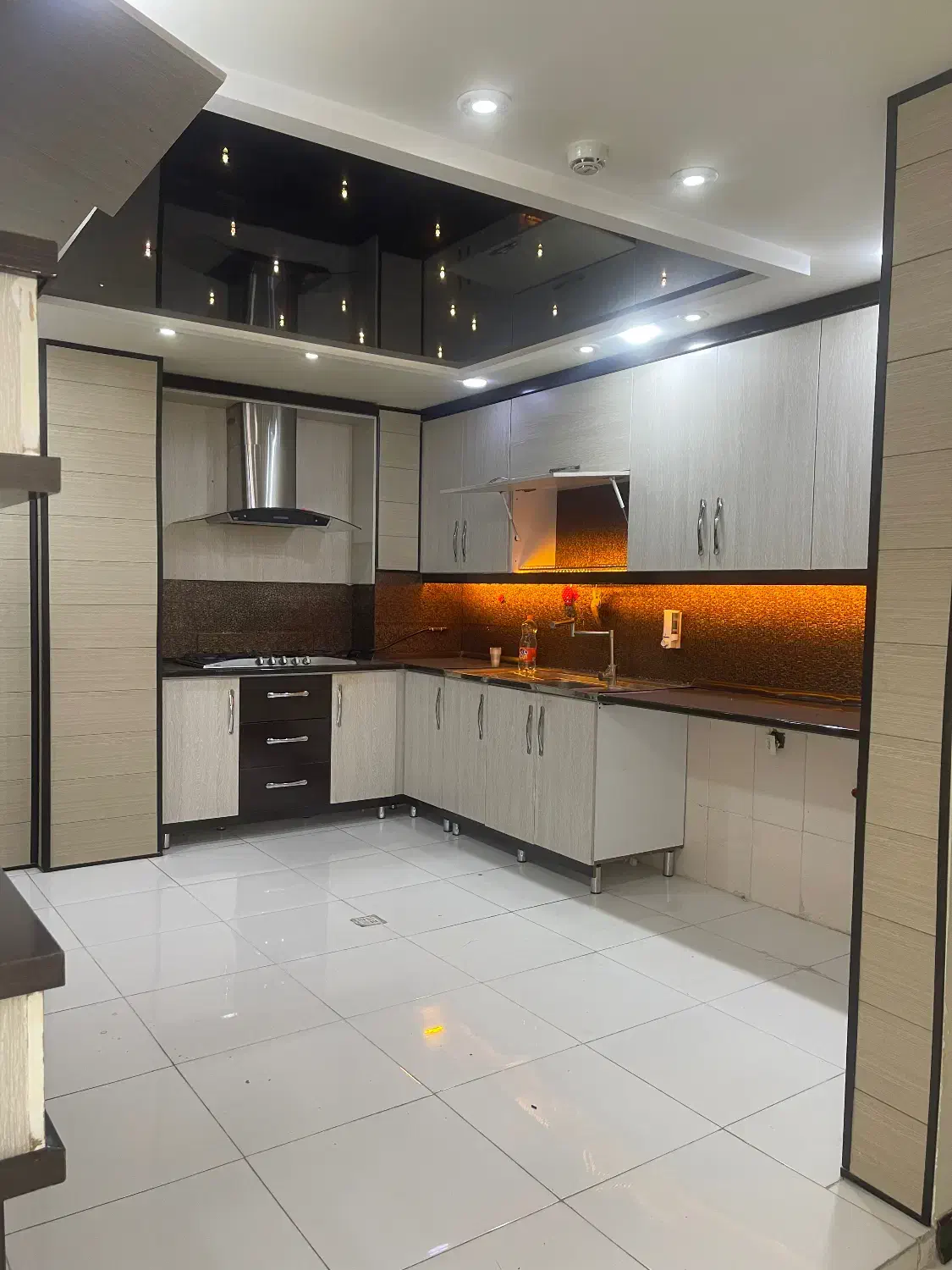 واحد۱۲۴متری ۳خوابه c8 طبقه هفتم|فروش آپارتمان|فولادشهر, C8|دیوار