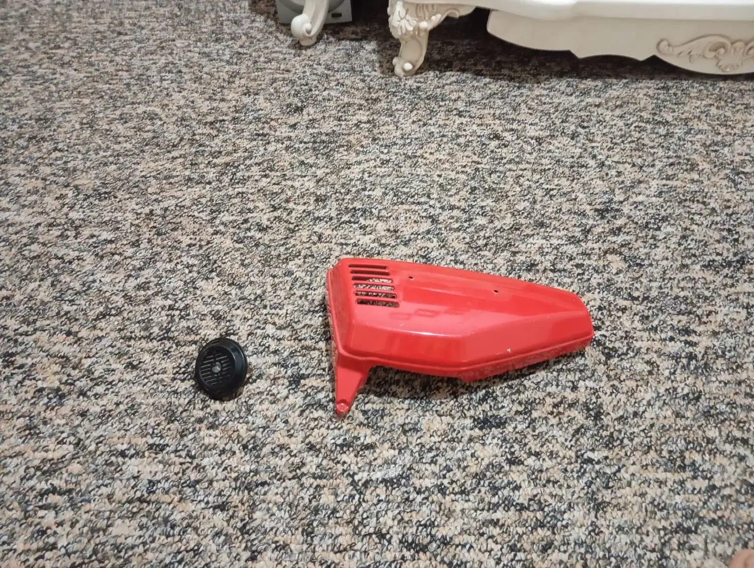 یک کپه موتور و یک بوق سالم|قطعات یدکی و لوازم جانبی|بندر گناوه, |دیوار