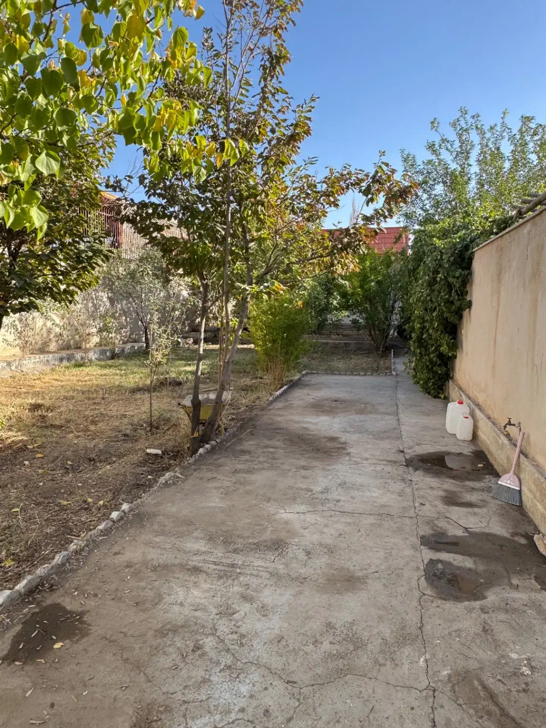 ویلای ۵۰۰ متری در دستگرد قم|فروش خانه و ویلا|کهک, |دیوار