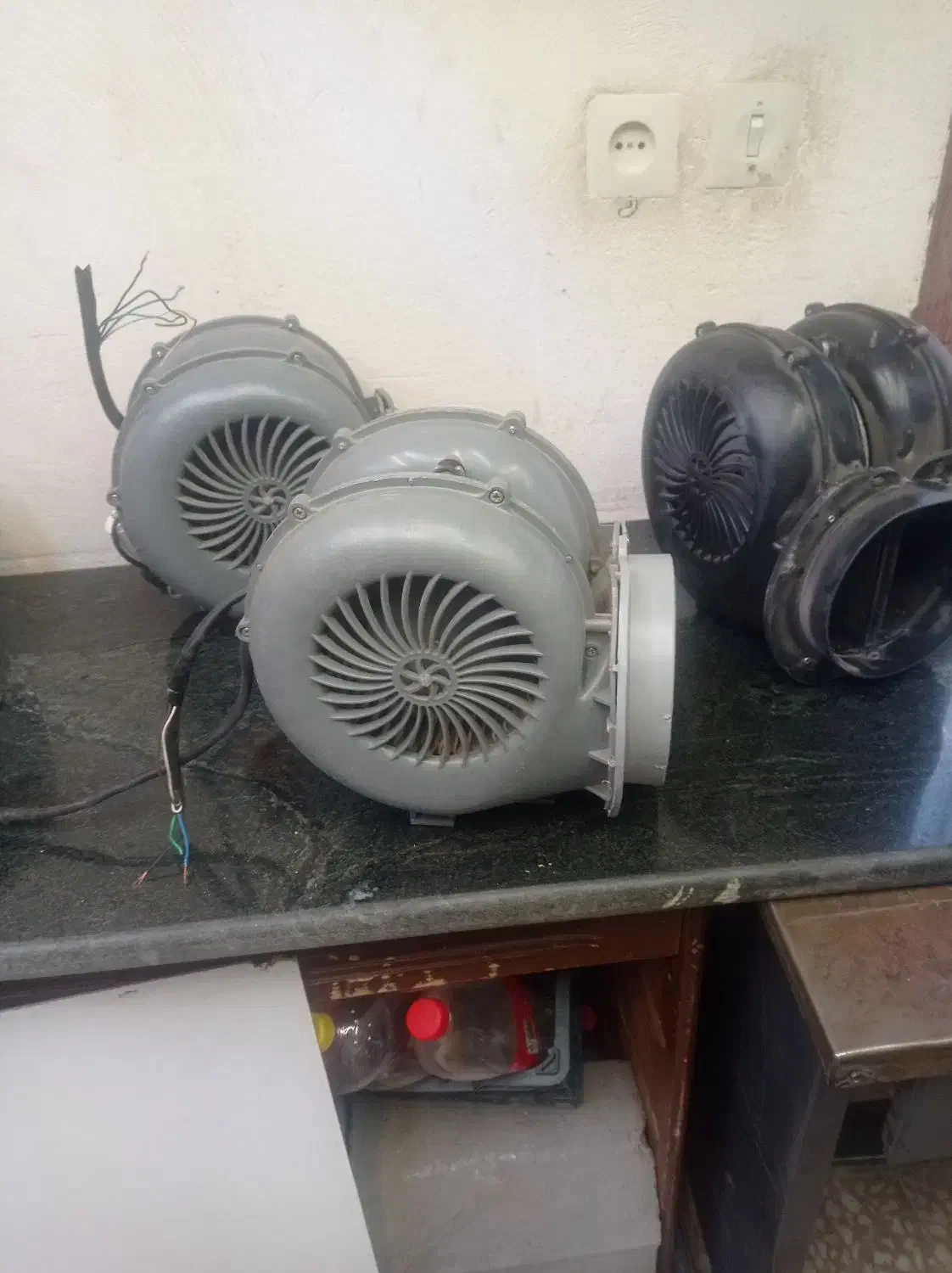 هواگش|پنکه و تصفیهکنندهٔ هوا|تبریز, |دیوار