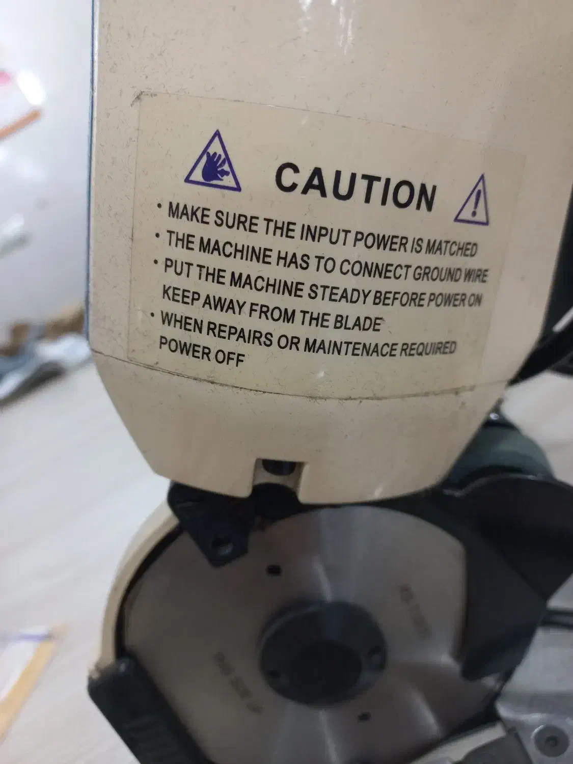 قیچی برقی ۸ پرحد|لوازم خیاطی و بافتنی|دزفول, |دیوار