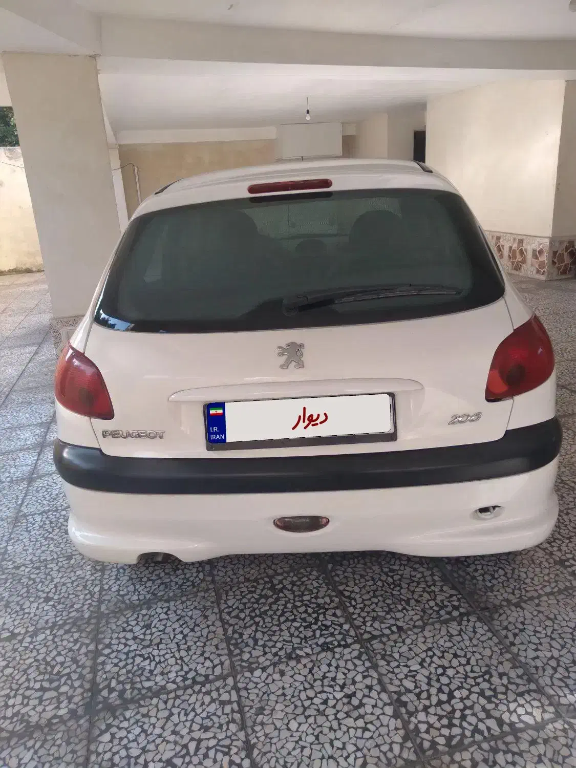 پژو ۲۰۶ فوق العاده سالم|خودرو سواری و وانت|قائم‌شهر, |دیوار