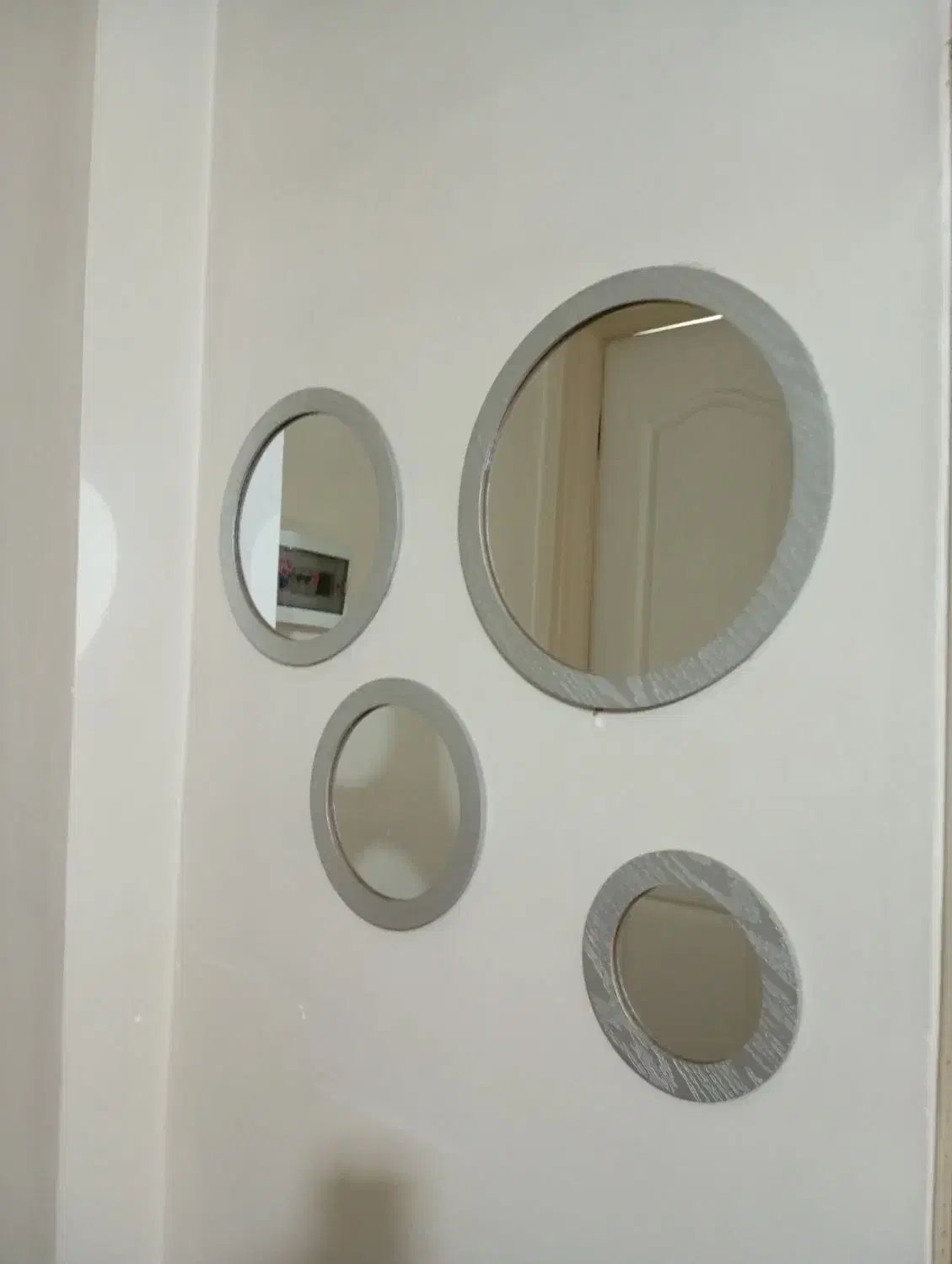 اینه|آینه|قرچک, پارک جنگلی|دیوار