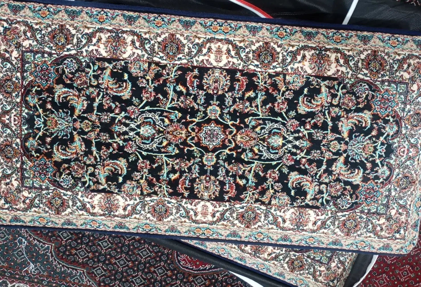 پشتی|پشتی|اسلامآباد غرب, |دیوار