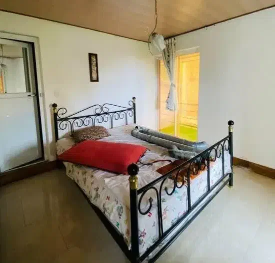 ویلاباغ ۳۰۰ م شهرکی خوش نشین سندار ویو دلچسب|فروش خانه و ویلا|تهران, حکیمیه|دیوار