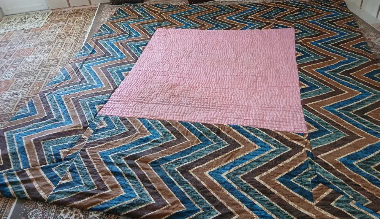 لحاف کرسی بزرگ نو نو|رختخواب، بالش، پتو|لنجان, |دیوار