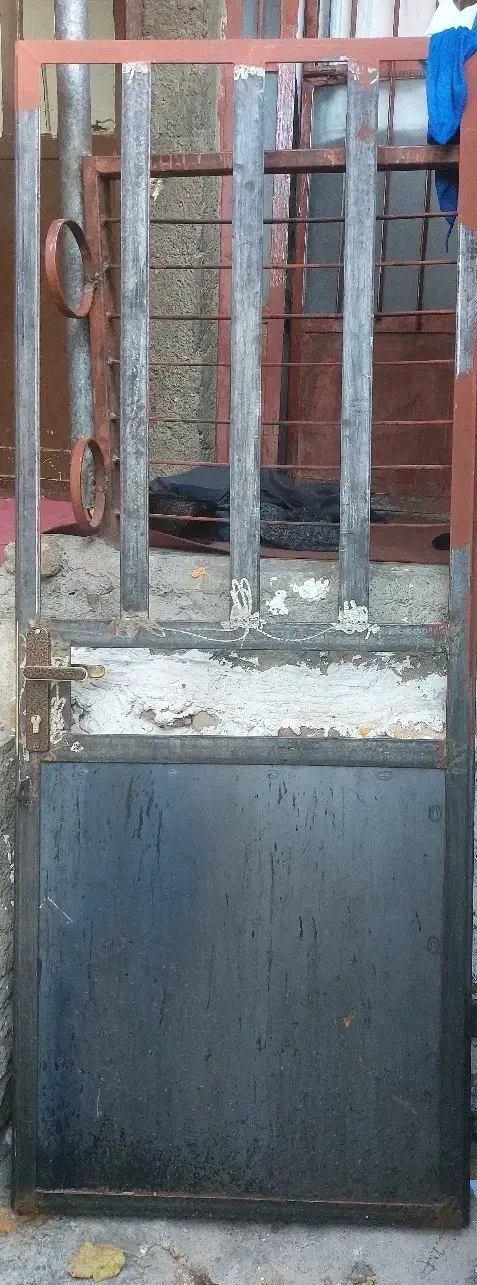 در ورودی حال پذیرای|مصالح و تجهیزات ساختمان|هرسین, |دیوار