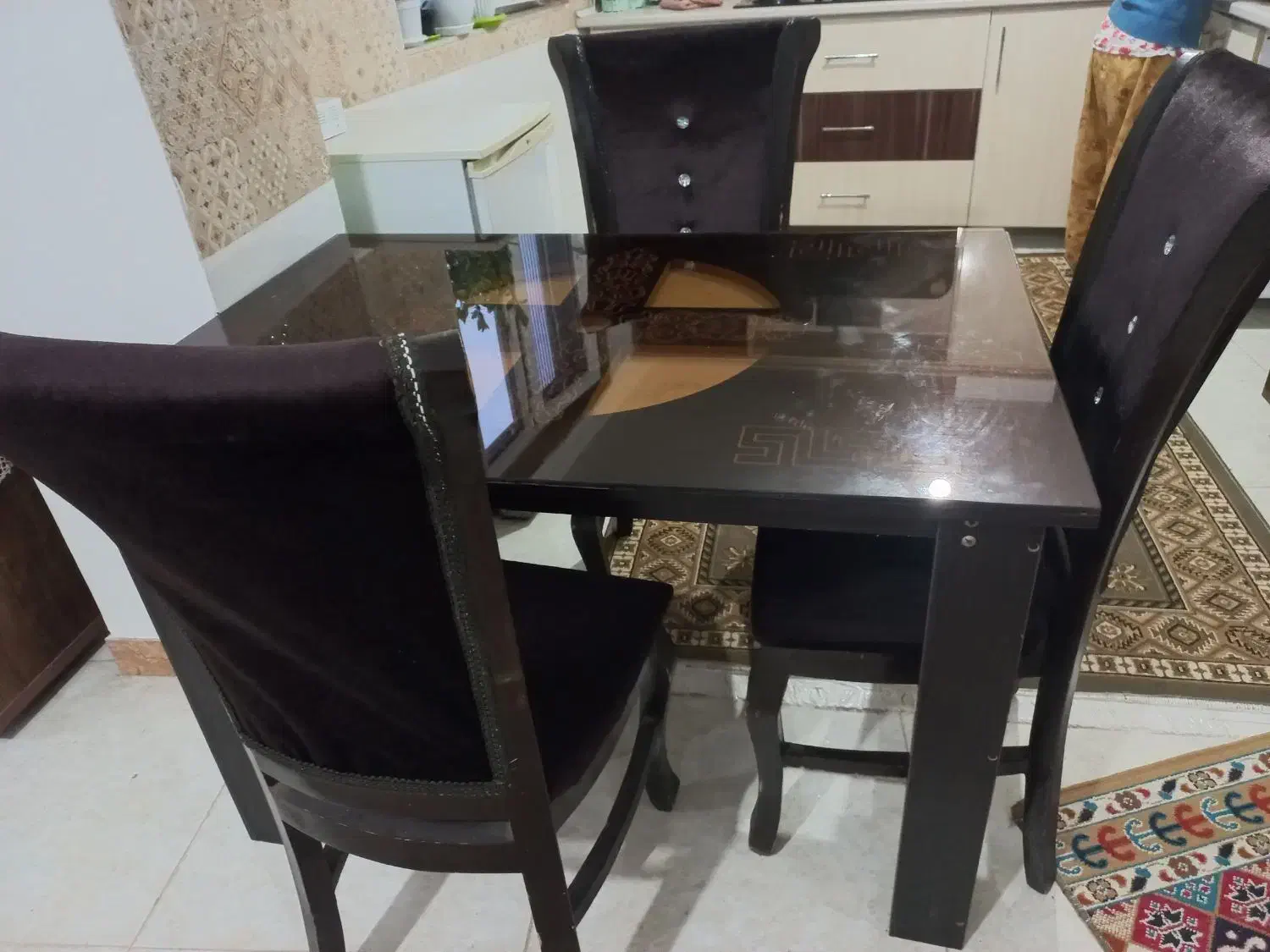 میز ناهار خوری|میز و صندلی غذاخوری|فومن, |دیوار