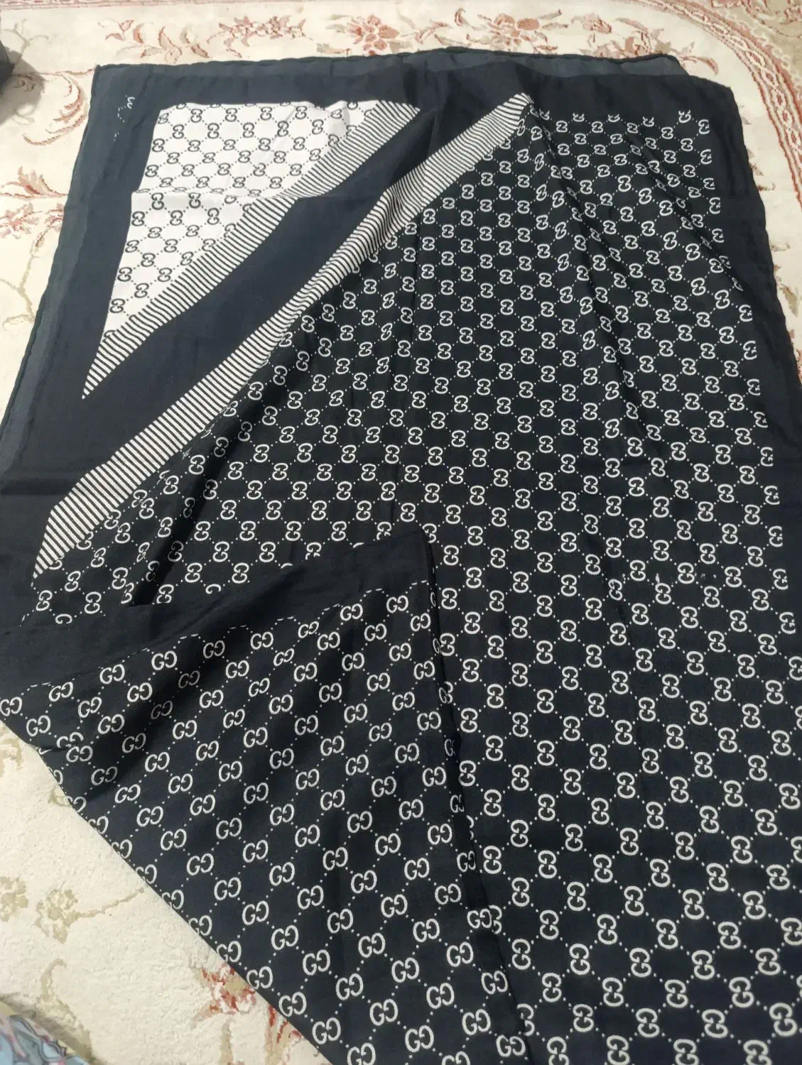 شال زنانه|لباس|تالش, هشتپر|دیوار