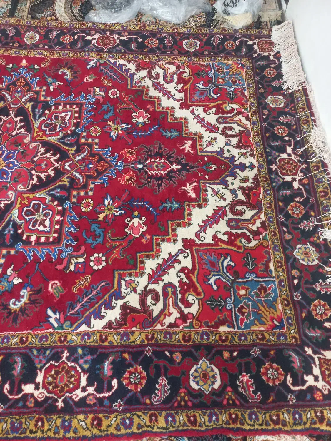 یک عدد فرش دستباف ۹متری تاجری|فرش|تبریز, |دیوار