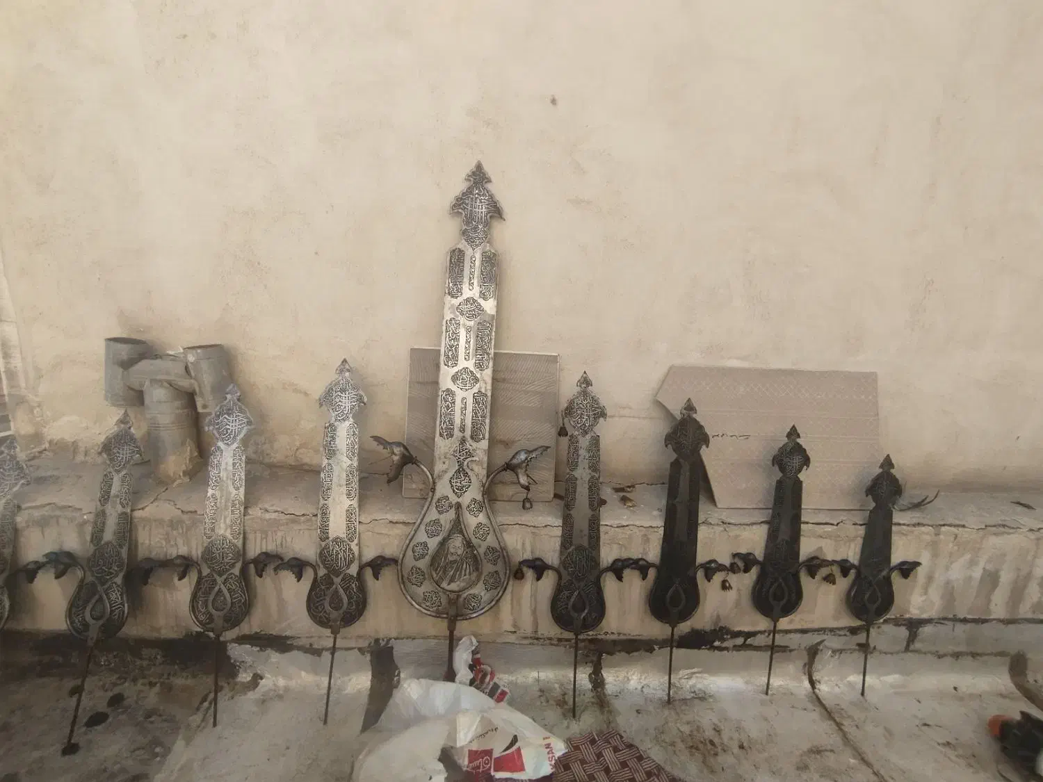 علامت 9تیغ قدیمی|کلکسیون اشیاء عتیقه|تهران, شهید اسدی|دیوار