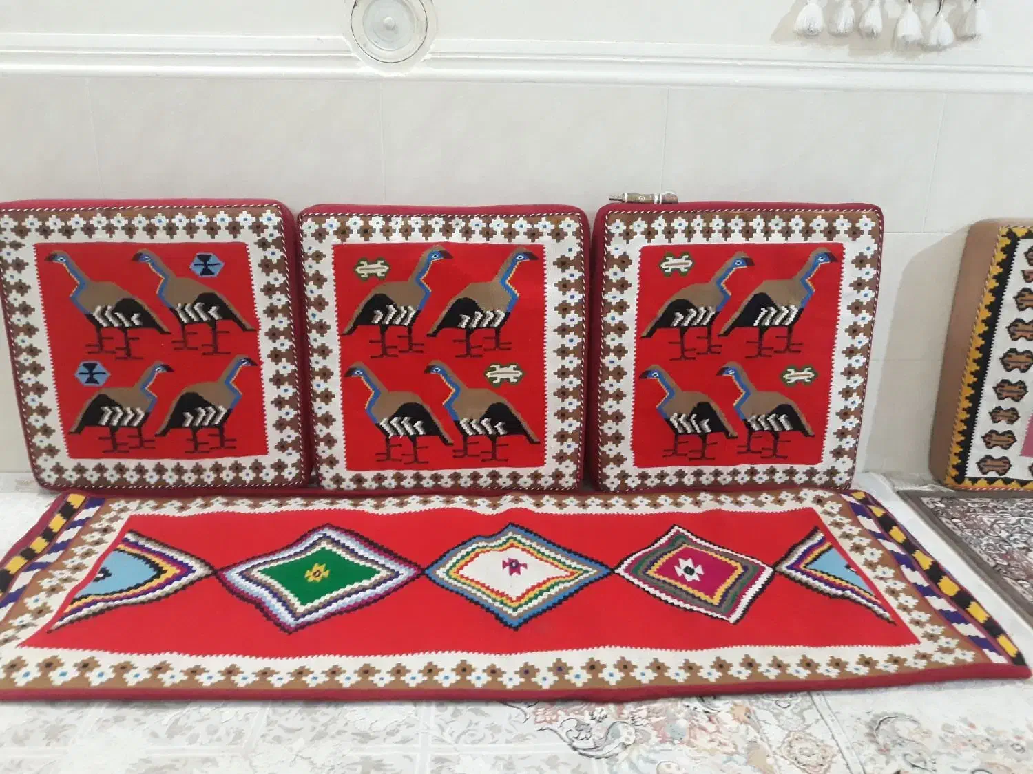 ۶عدد پشتی ۶۰در۶۰   ۲عددکناره ۲متری|پشتی|شیراز, گویم|دیوار