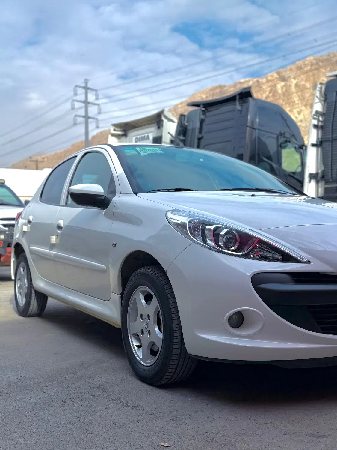 207سقف فلز 403|خودرو سواری و وانت|کرمانشاه, |دیوار