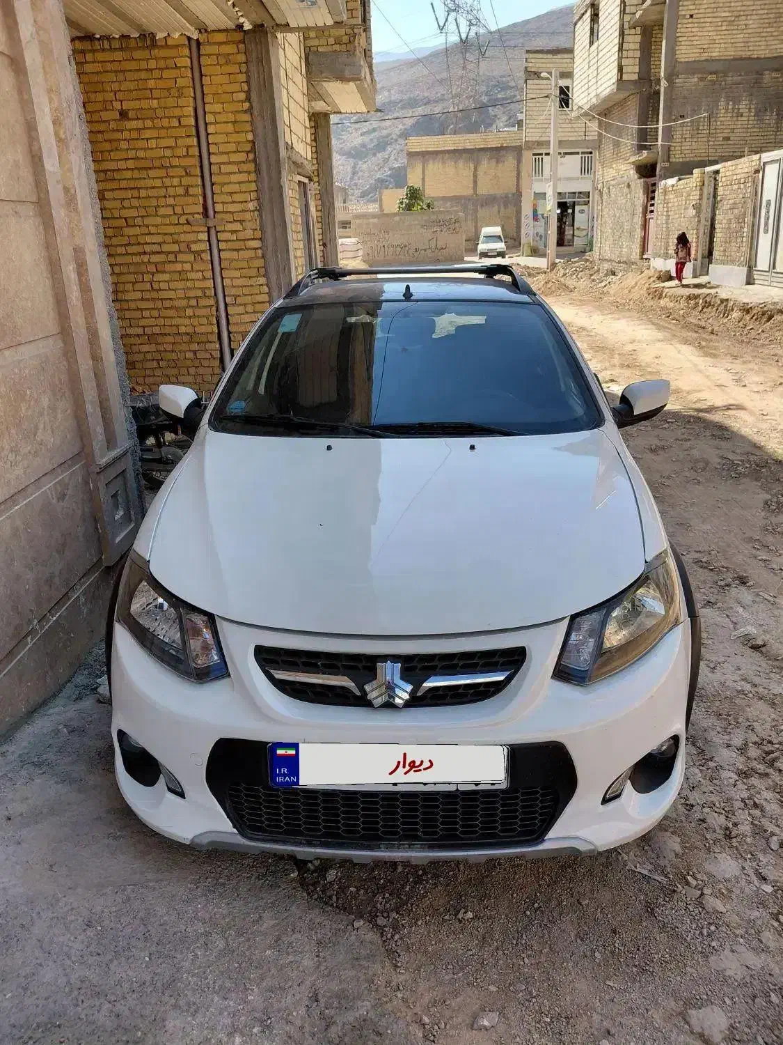 کوییک rسفید مشکی 1402|خودرو سواری و وانت|شیراز, میانرود|دیوار